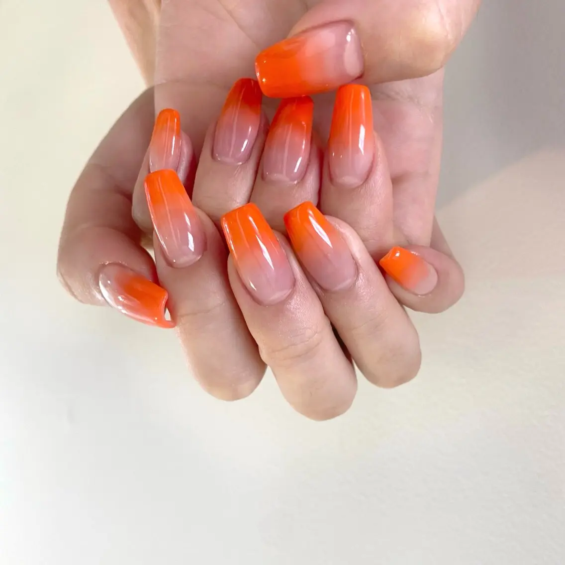 ネイル グラデーション io nail / moeのネイルデザイン
