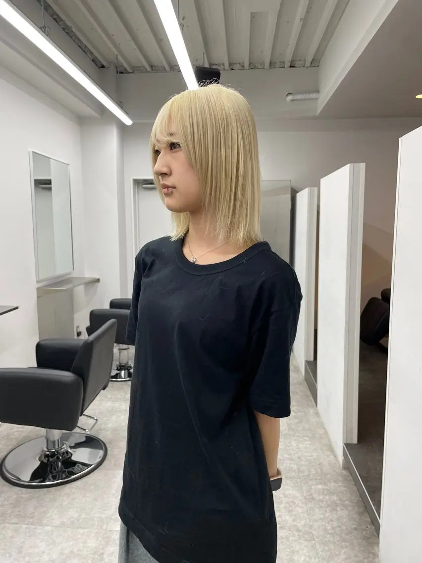 ミディアム カラー ヘアカラー 【🥀履歴修正🥀】 ハイトーン職人/拓真のヘアスタイル