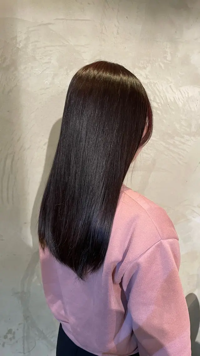 ロング 坂本菜摘 |レイヤーカットのヘアスタイル