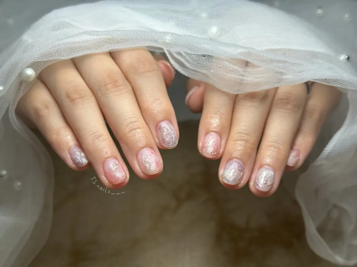 ネイル キラキラネイル マグネットネイル 持ち込み シンプルネイル ハンドネイル フットネイル ハンドケア TS. nails___のネイルデザイン
