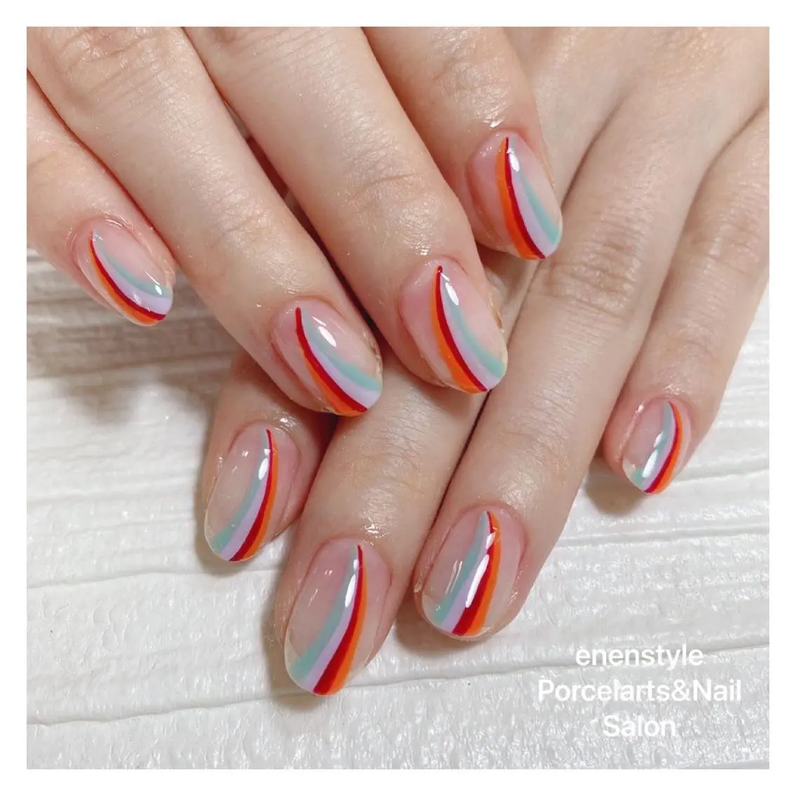 ミディアム ネイル ハンドネイル 🐾enen style 🐾のネイルデザイン