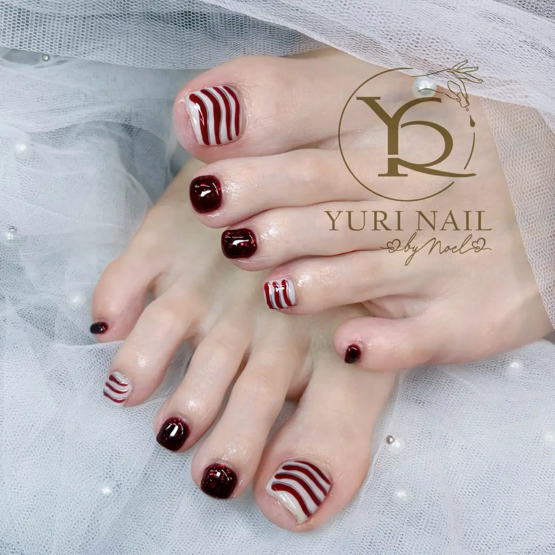 ネイル チークネイル フットネイル グラデーション 韓国ネイル 持ち込み ハンドネイル フットネイル ハンドケア YURI Nail NARITAのネイルデザイン
