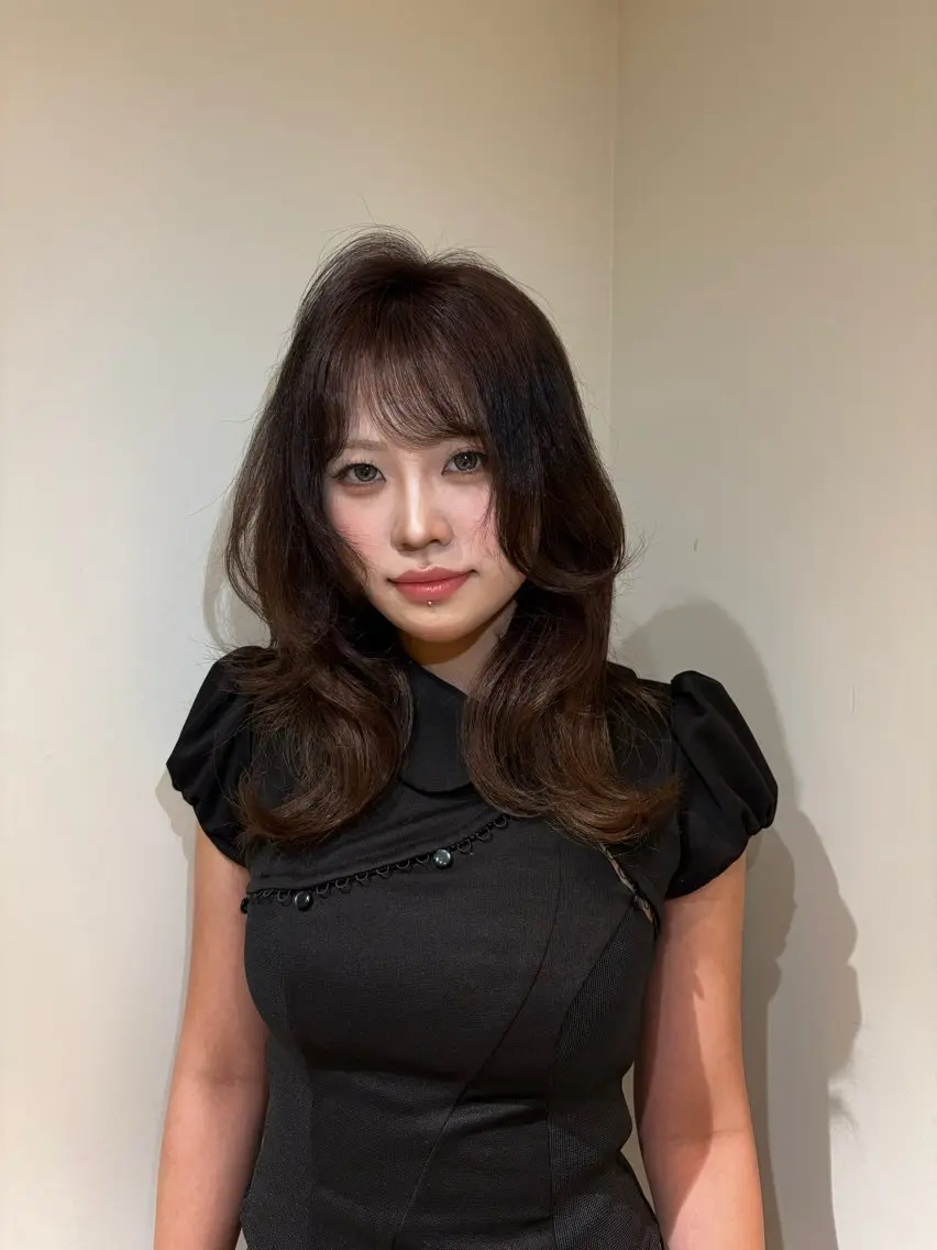 セミロング カラー 一箭 花音のヘアスタイル