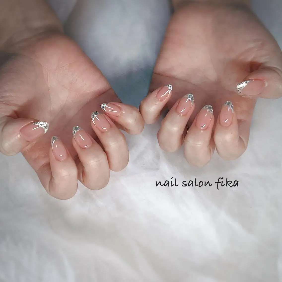 ネイル フレンチネイル ガラスフレンチ nail salon fikaのネイルデザイン