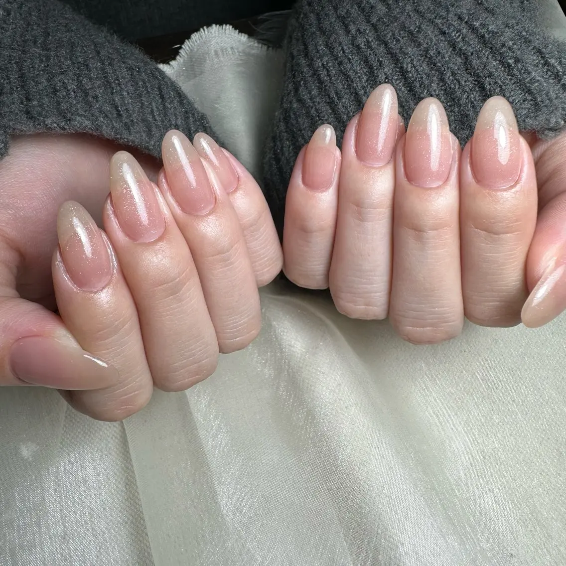 ネイル ワンホンネイル ハンドネイル 里見 麗のネイルデザイン