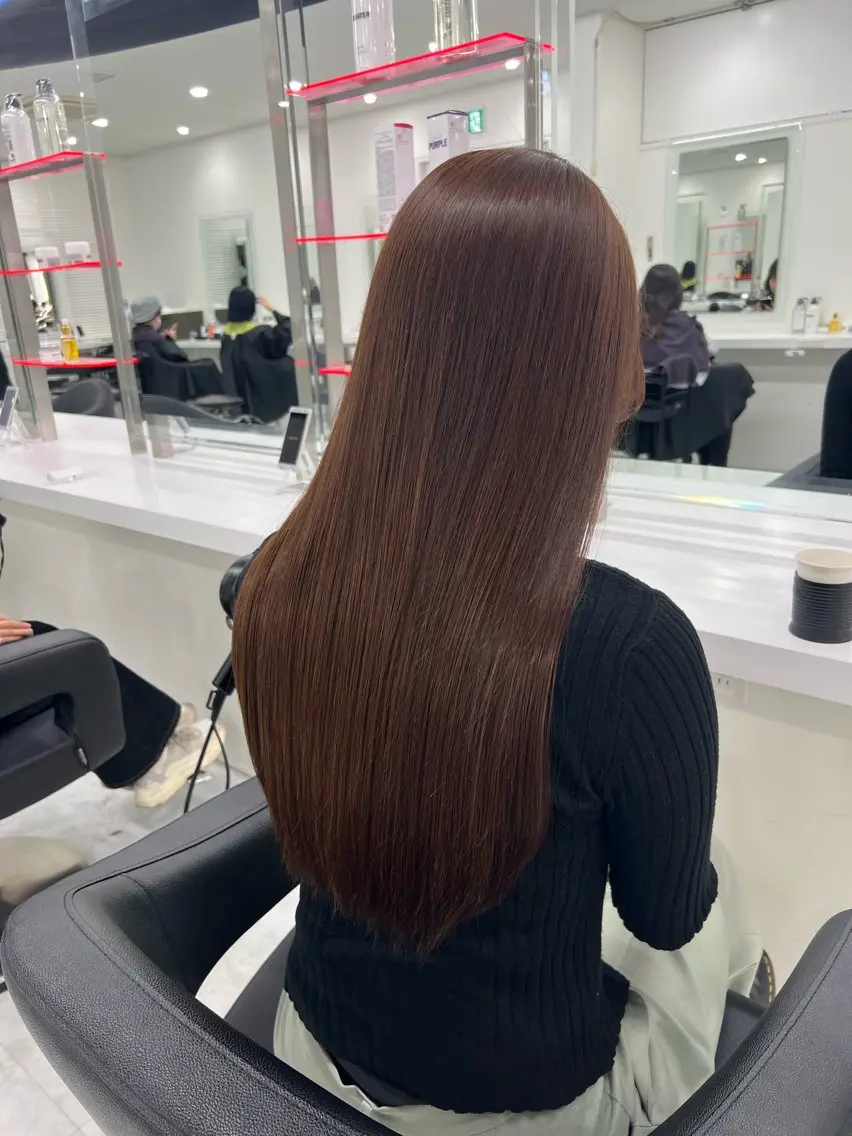 ロング カラー 透明感カラー🫧 レイヤーカットのヘアスタイル
