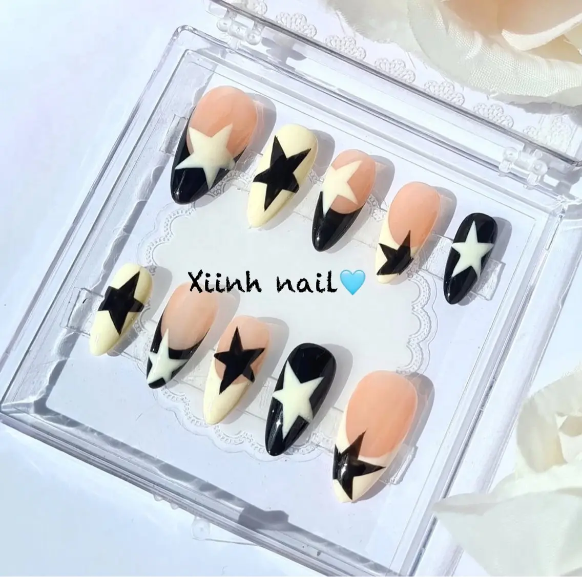 ネイル チークネイル 桜ネイル フットネイル ジェルネイル ハロウィン ハンドネイル XIINH NAIL SALONのネイルデザイン