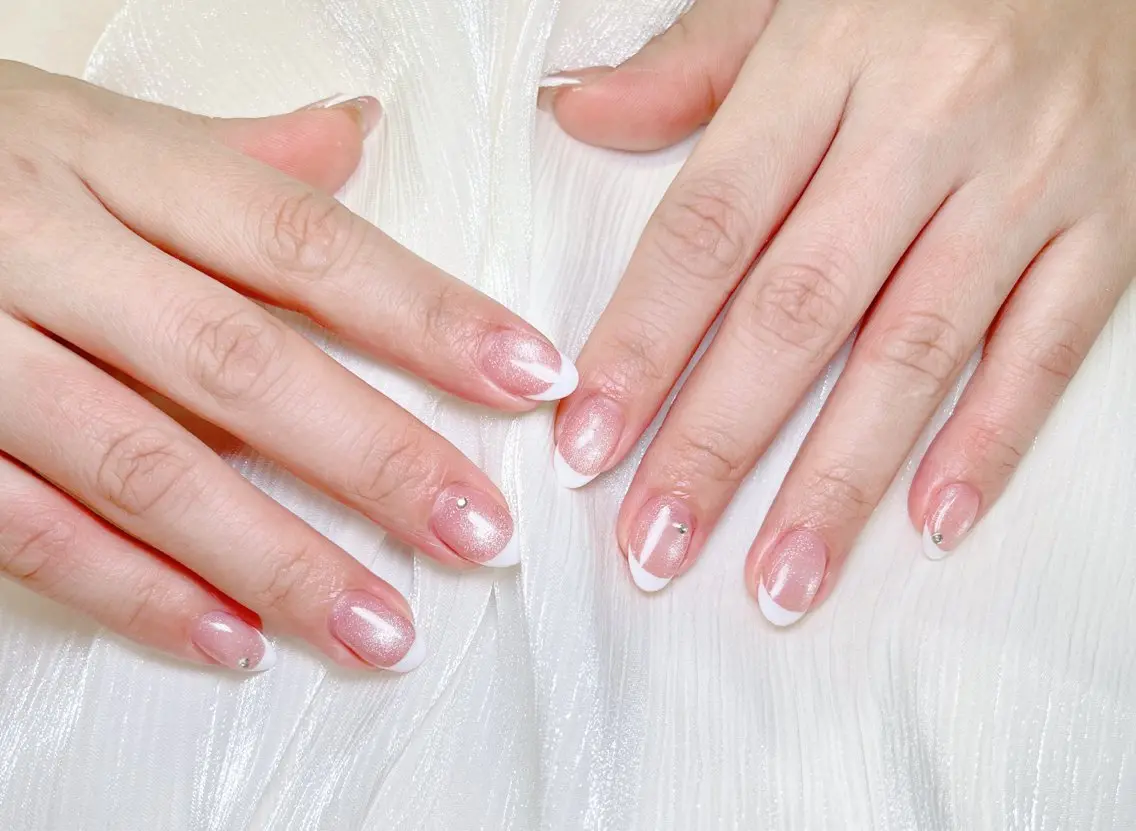ネイル フレンチネイル ジェルネイル 韓国ネイル マグネットネイル 持ち込み candy nail 韓国風ワンホンネイルのネイルデザイン