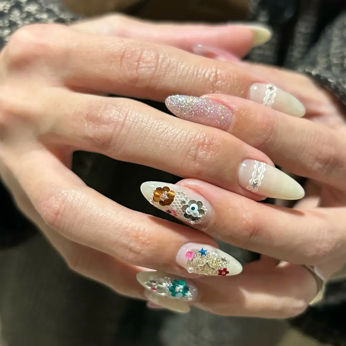 ネイル フラワーネイル ハンドネイル パラあり！フィルイン 美フォルムのネイルデザイン