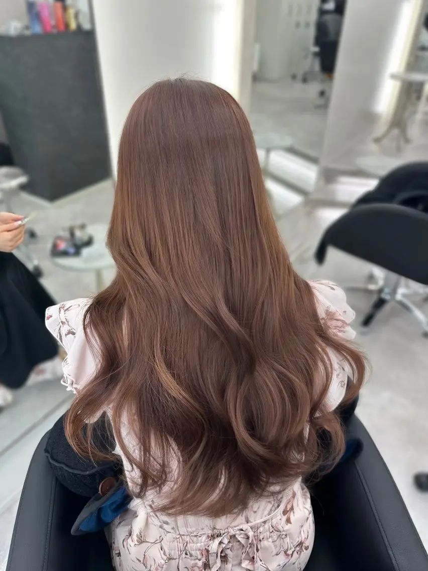 ロング 顔まわりレイヤー 顔周りカット 韓国風ヘア レイヤーカット ヘアカラー トリートメント 田之上千尋/透明感 ブリーチなし/韓国風のヘアスタイル