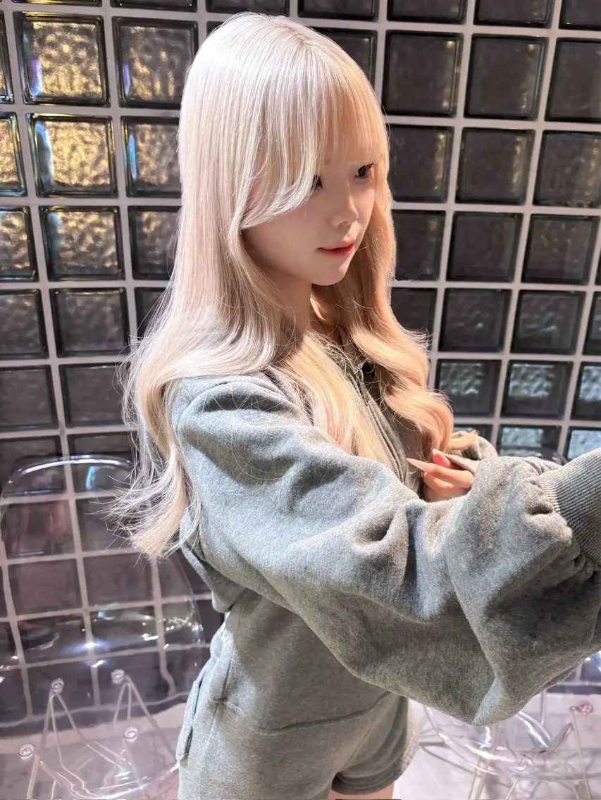 ロング ロング Noe🎀 梅田美容師のヘアスタイル