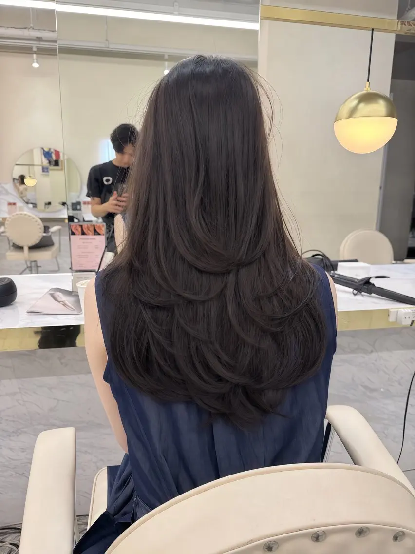 ロング カラー ヘアアレンジ 韓国風ヘア レイヤーカット 小顔カット カット ヘアカラー トリートメント 髪質改善特化 🫧松野力也のヘアスタイル