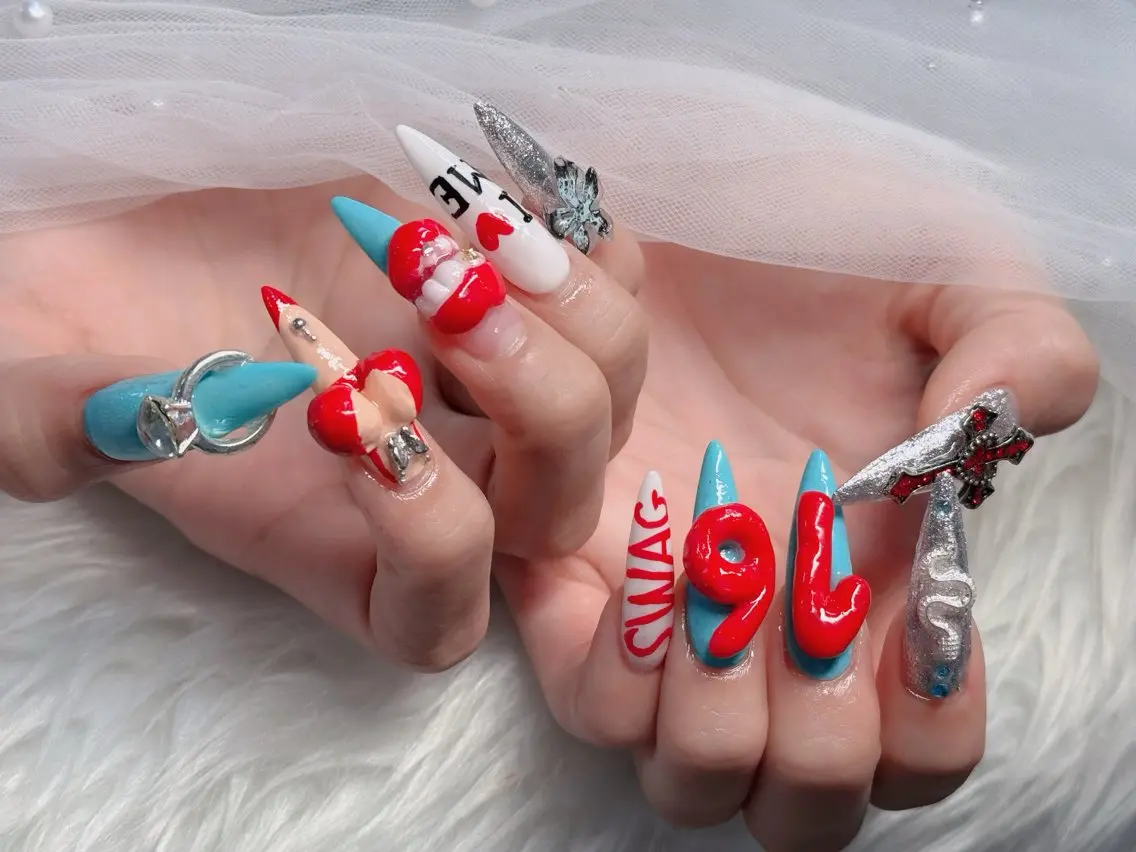 ネイル アートネイル ボルドー フレンチネイル ジェルネイル 氷ネイル・うるうるネイル ハンドネイル H.baby Nail Salonのネイルデザイン