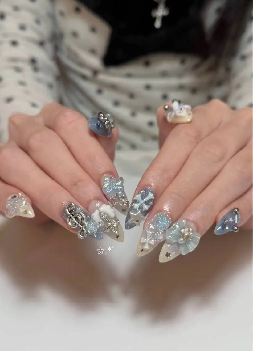 ネイル 韓国ネイル 持ち込み ニュアンスネイル ネイルチップ ハンドネイル Doraemi ANA.CHUOのネイルデザイン