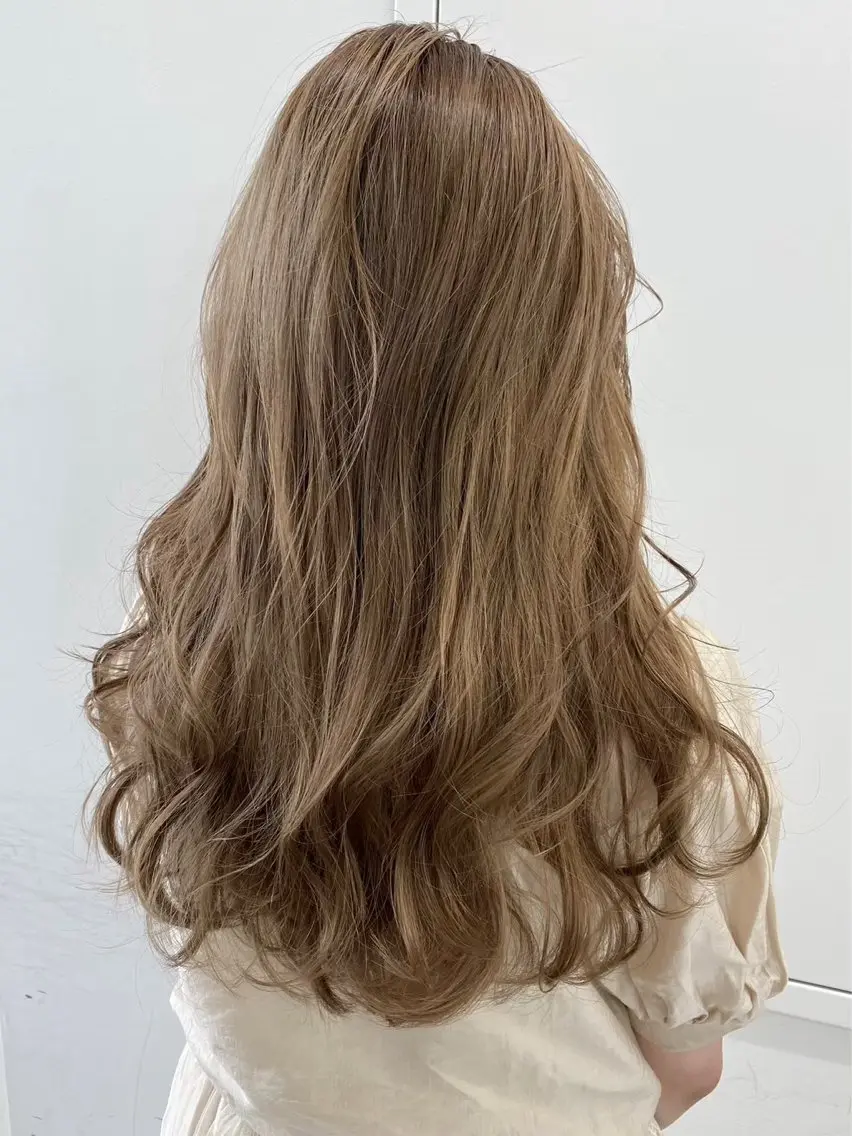 カラー ✩*Ayane*✩ うる艶カラー🫐のヘアスタイル