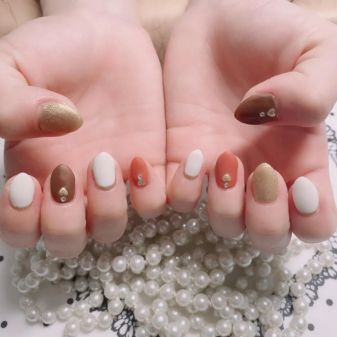 ネイル ハンドネイル マジック ミラーのネイルデザイン
