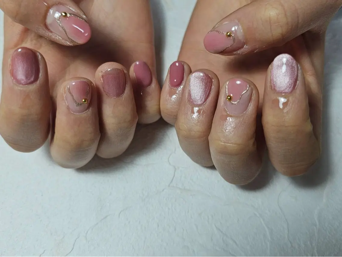 ネイル オーロラネイル フラワーネイル フットネイル フレンチネイル ジェルネイル ハンドネイル mogunail &blowのネイルデザイン