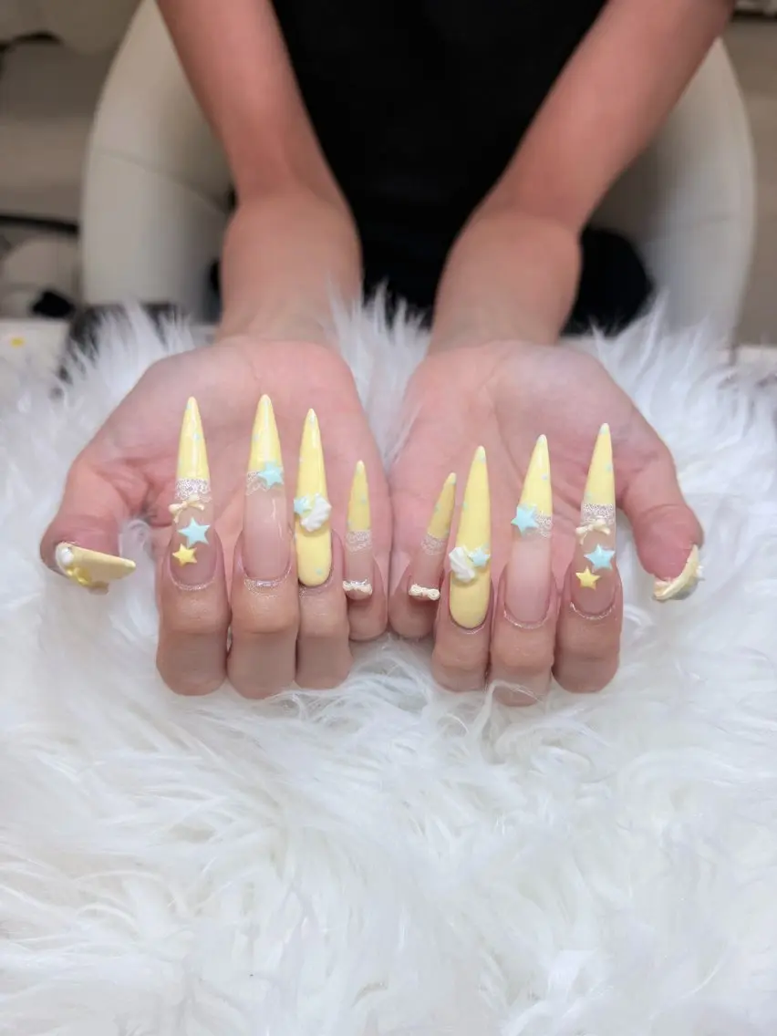 ネイル ハンドネイル ハンドケア Anh Nail 歌舞伎町のネイルデザイン