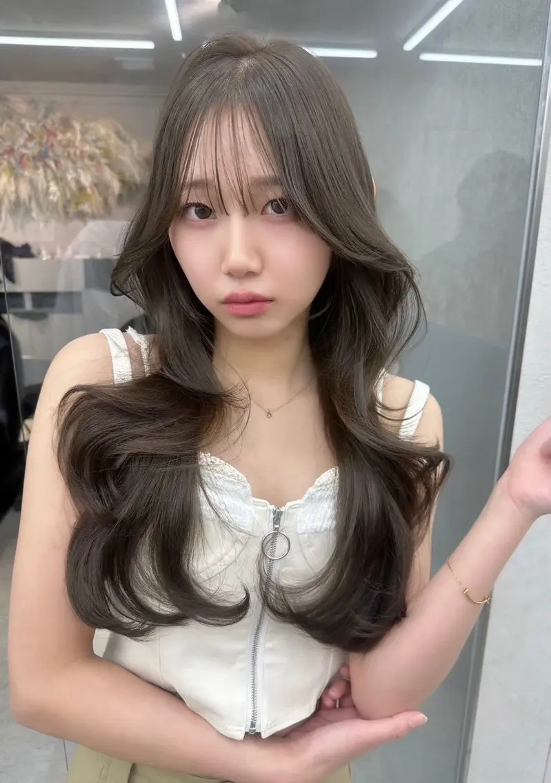 ロング ヘアカラー トリートメント ANRI🎀 福岡美容師/韓国🎀のヘアスタイル