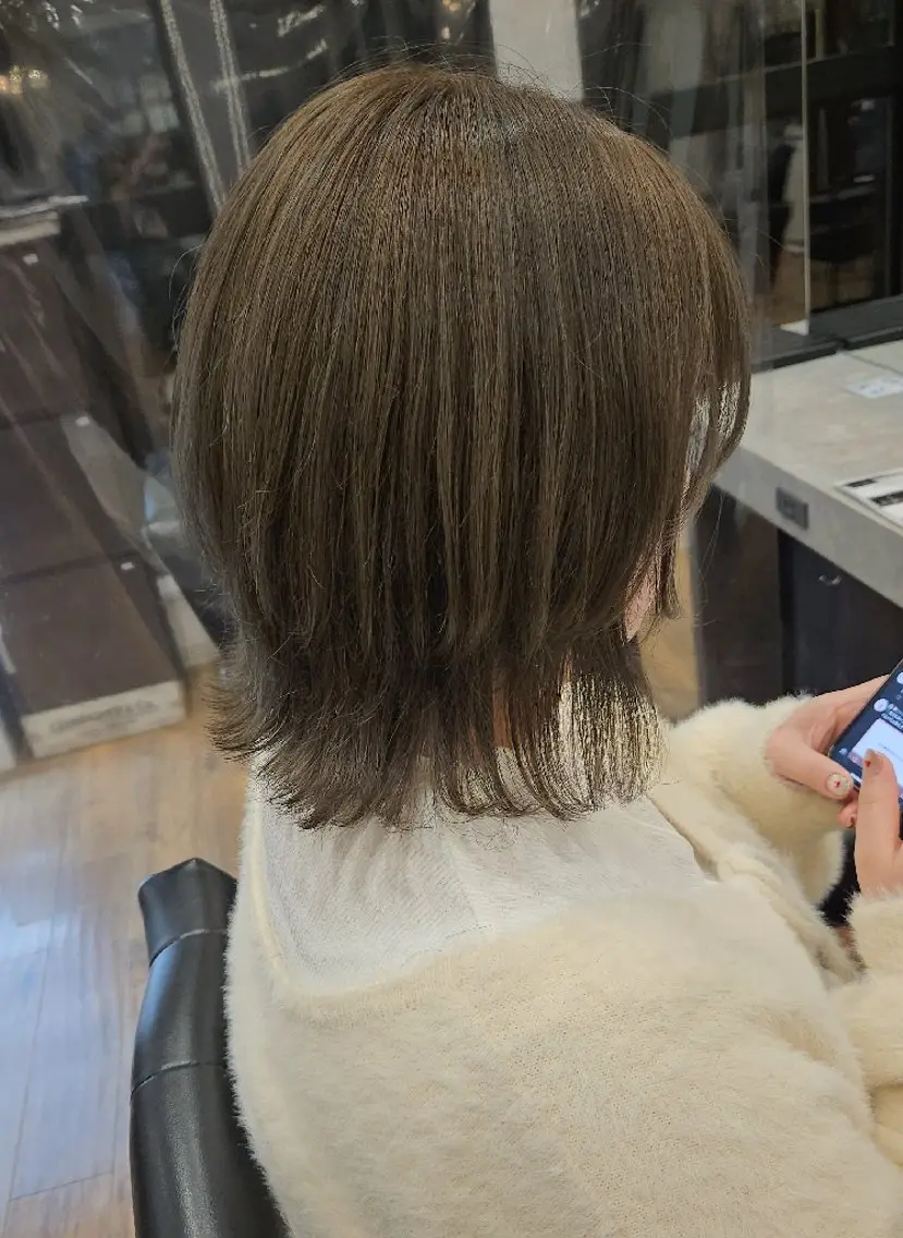 ミディアム カラー カット ヘアカラー トリートメント 関口 友菜のヘアスタイル