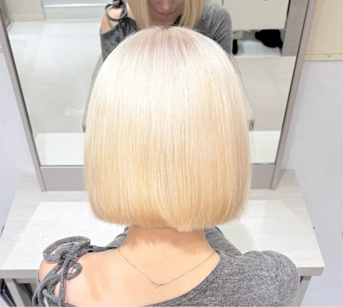 ミディアム カラー ブリーチ ブロンド 透明感カラー ハイトーンカラー ホワイトブロンド ヘアカラー 池袋ブリーチ/ ハイトーン/Shunのヘアスタイル
