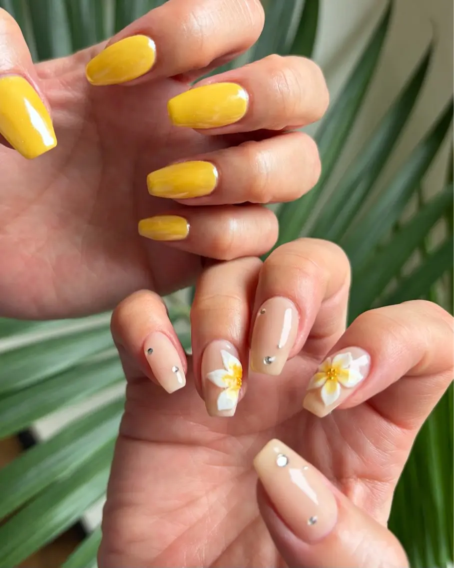 ネイル ハンドネイル 🌞💜 KAORI 🌴のネイルデザイン