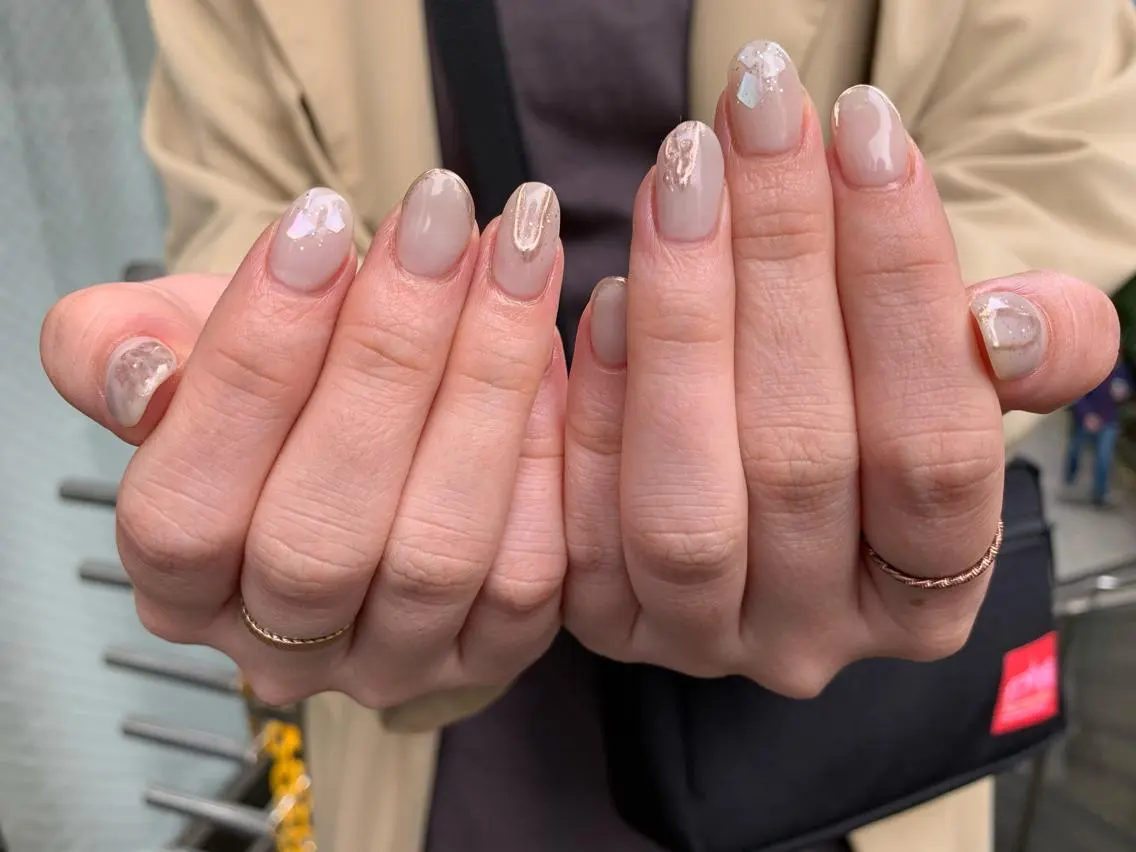 ネイル シンプルネイル マキノ ユイのネイルデザイン