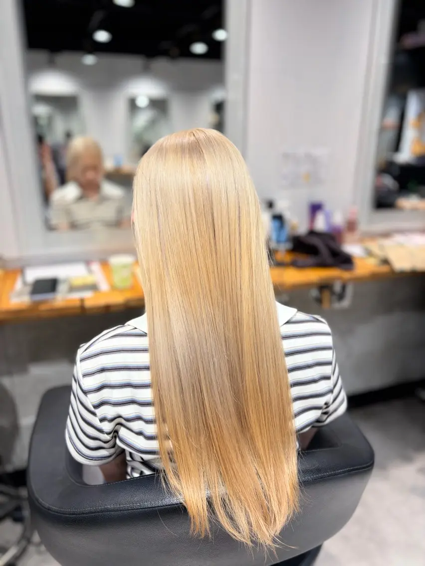 ロング カラー ヘアカラー ✨川越ブリーチ特化✨ Yumaのヘアスタイル