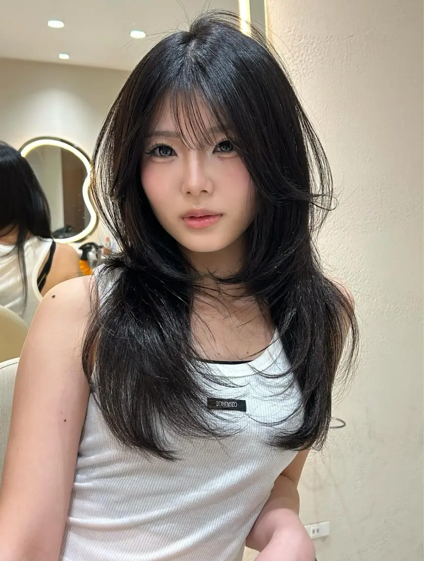 ロング Mimi♡/透明感 /ワンホンレイヤーのヘアスタイル
