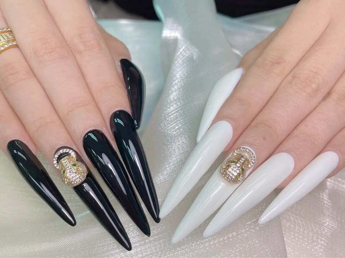 ネイル lucky nail 歌舞伎町のネイルデザイン