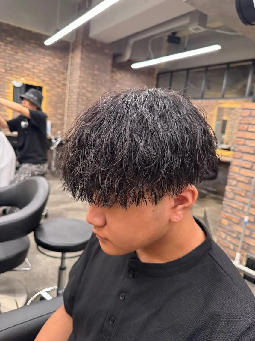 パーマ メンズ カット パーマ ツイスパ/シャドウ MANARUのヘアスタイル