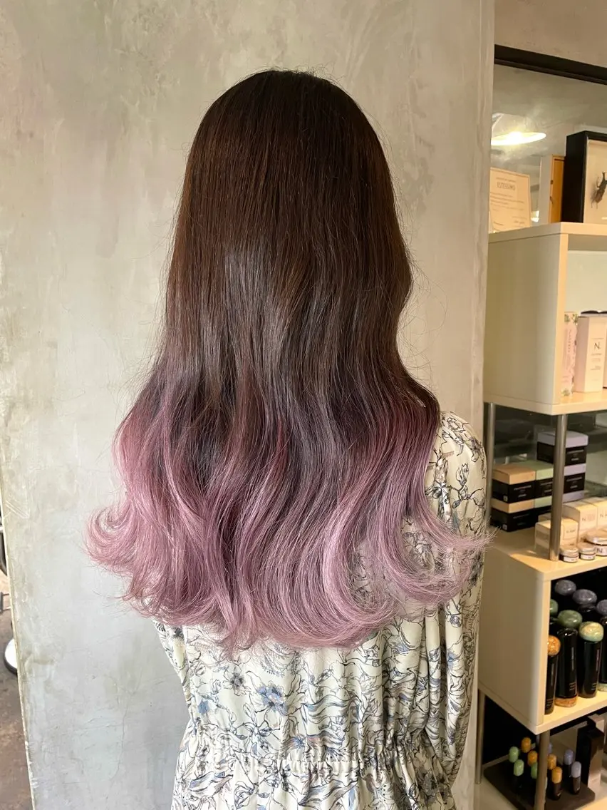 セミロング ヘアカラー 横山 奈央のヘアスタイル