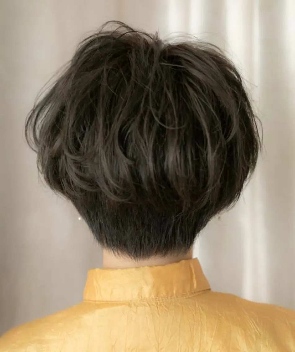 ショート パーマ カット パーマ 艶髪カラー🤍ྀི 強矢 美紗希🩷ྀིのヘアスタイル