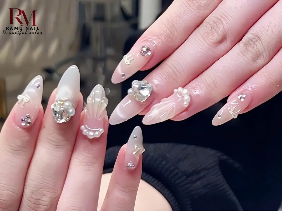 ネイル キラキラネイル マグネットネイル ミラーネイル ピンク 夏ネイル ハンドネイル RAMU Nail 恵比寿店のネイルデザイン