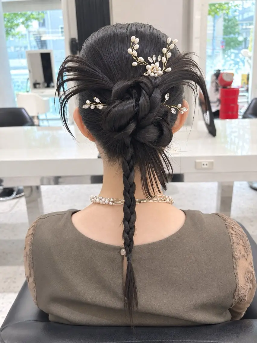 ミディアム ヘアアレンジ 山田 ひかりのヘアスタイル