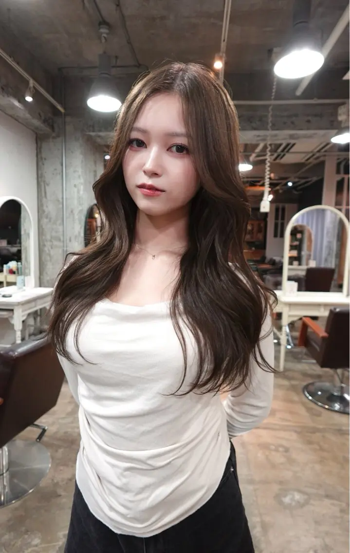 ロング レイヤーカット ヘアカラー 福岡美容室ハイトーン koudaiのヘアスタイル