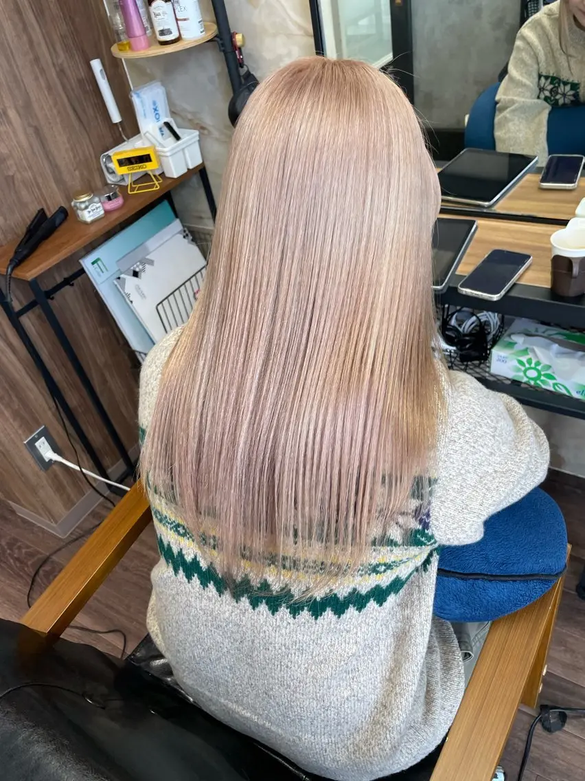 セミロング カラー ブリーチ ケアブリーチ ヘアカラー トリートメント Lull1人美容室 バレイヤージュのヘアスタイル