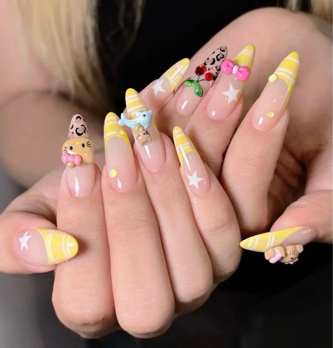 ネイル アートネイル オーロラネイル フレンチネイル ジェルネイル グラデーション Sora nail 長さ出し専門店のネイルデザイン