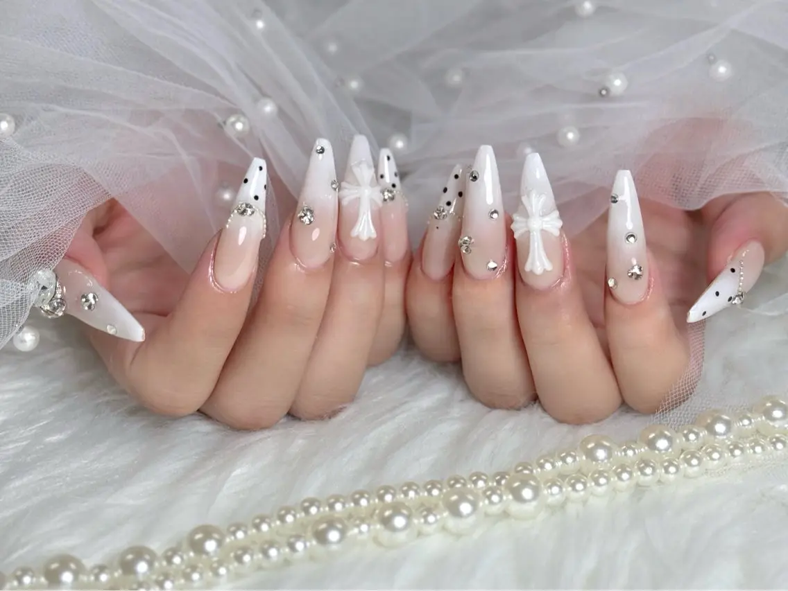 ネイル NEM nailstudioのネイルデザイン