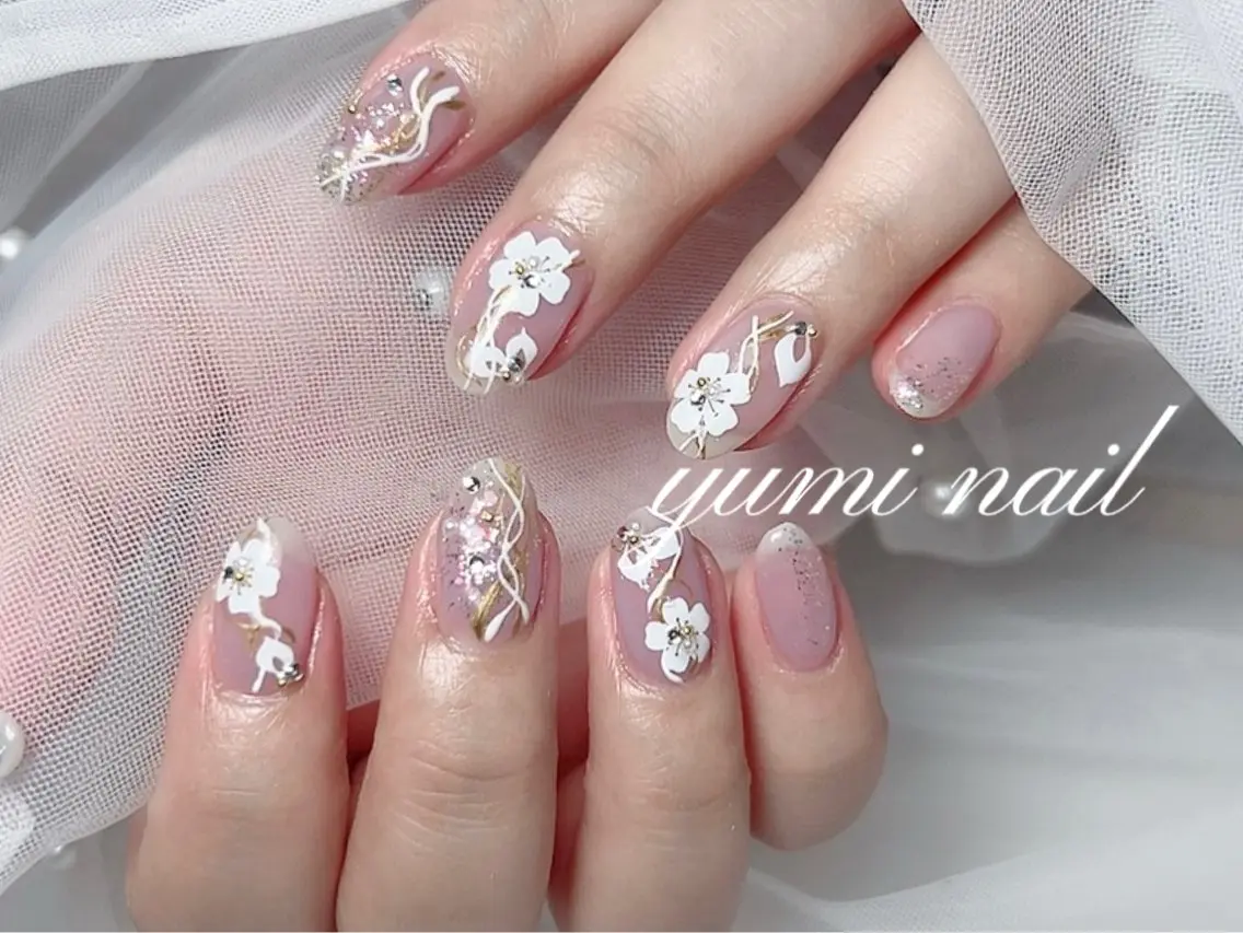 ネイル ハンドネイル 𝐲𝐮𝐦𝐢🎀 長さ出しデザイン専門のネイルデザイン