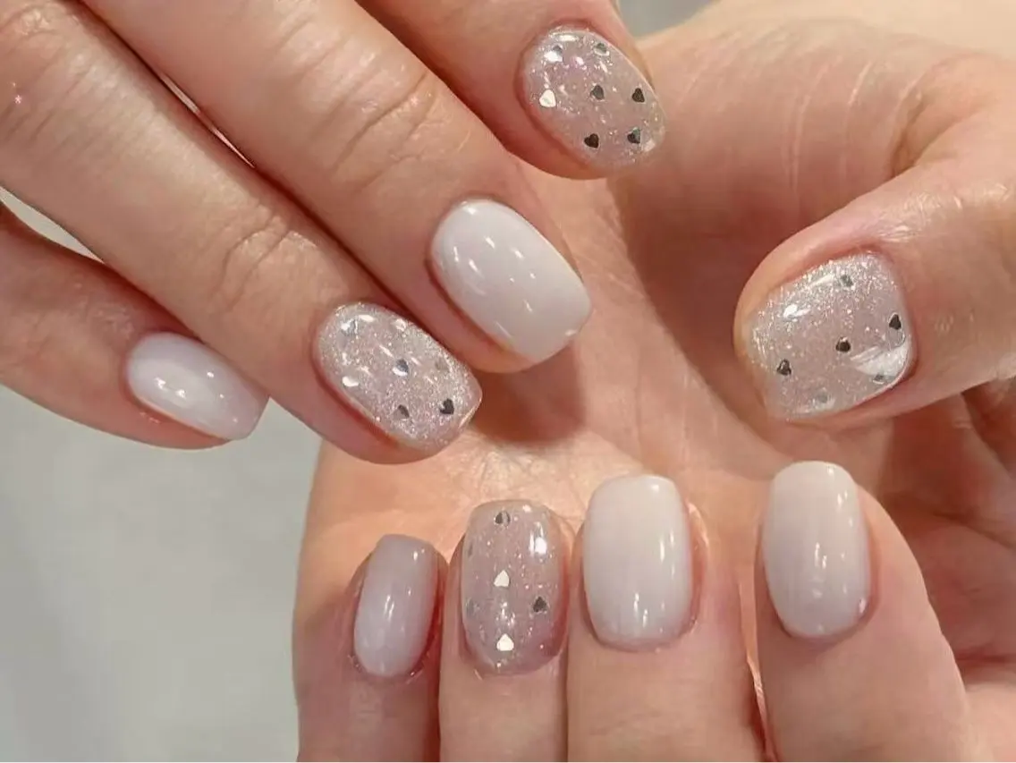 ネイル チークネイル 長さ出し フットネイル フレンチネイル ジェルネイル ハンドネイル Saran Nailstudioのネイルデザイン