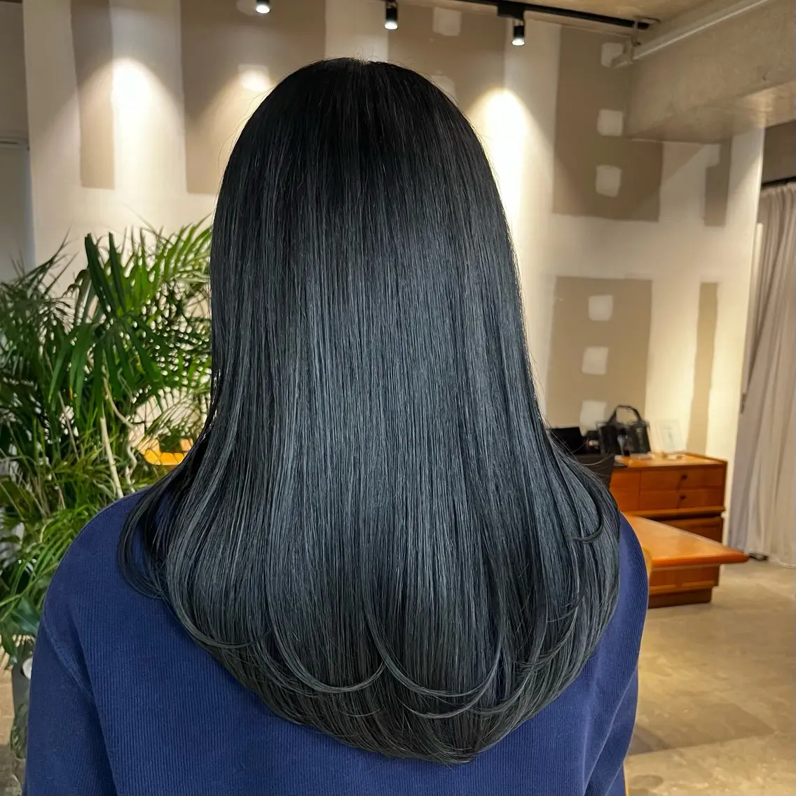 ロング カラー 透明感カラー オレンジ ヘアカラー トリートメント ムツキ/品のある 艶カラー/縮毛矯正のヘアスタイル