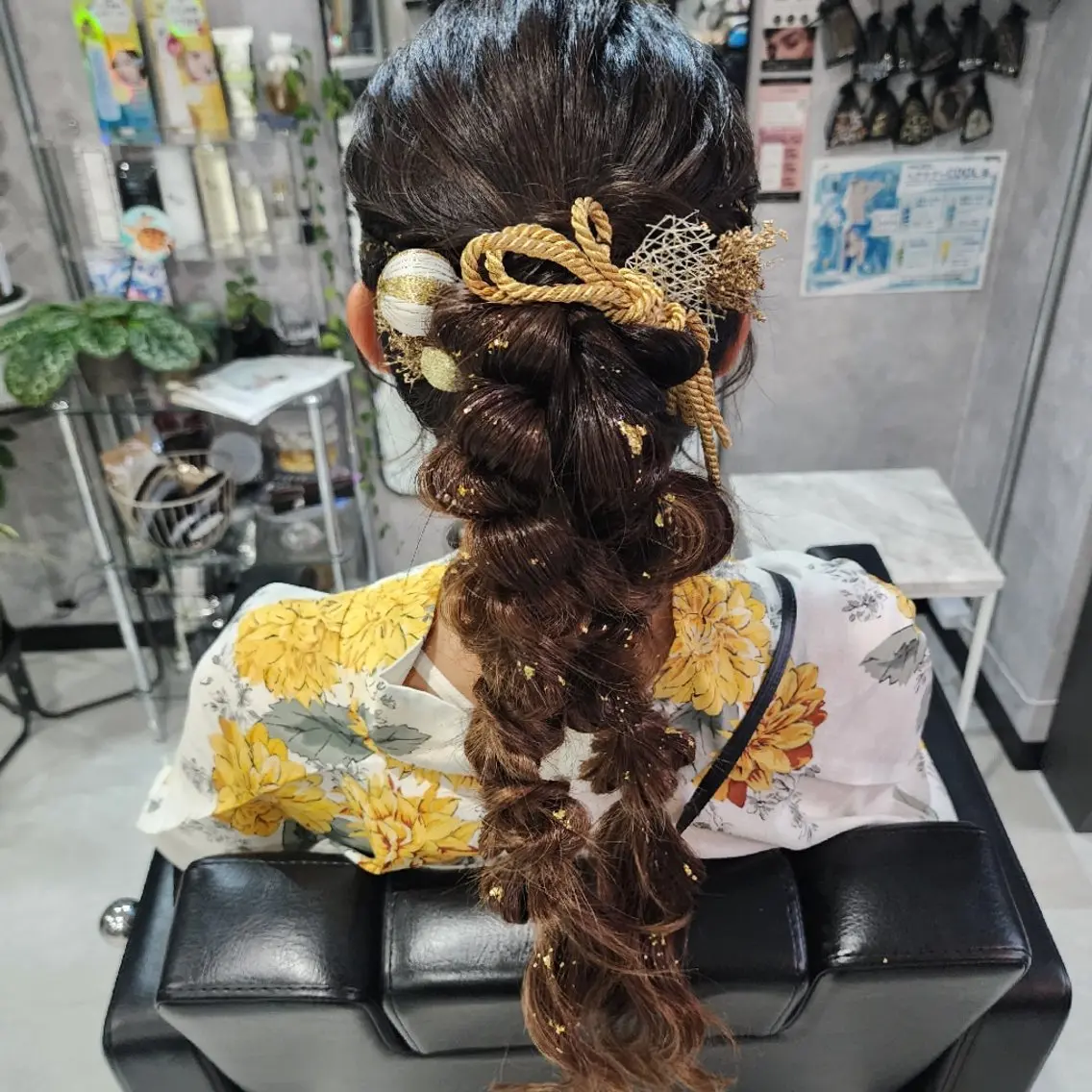 ヘアアレンジ 成人式 卒業式のヘアスタイル ESTELA... OHARA のヘアスタイル