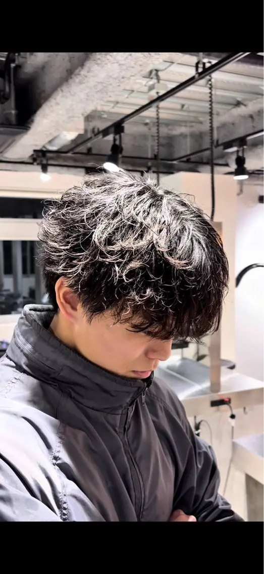 【メンズご新規限定】 似合わせメンズカット+ダメージレスパーマ　¥13200→¥10560の写真