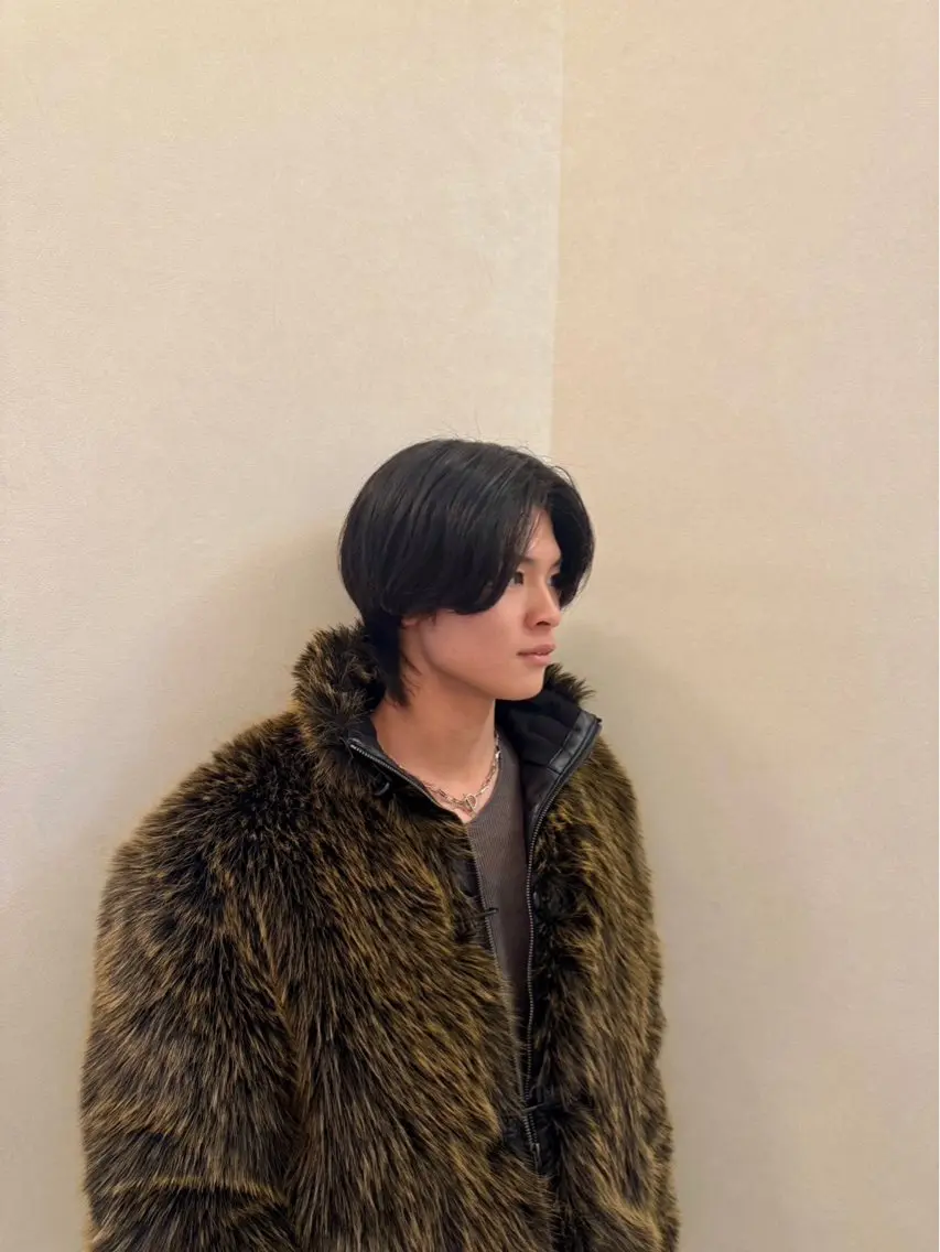 ミディアム メンズ センターパート メンズウルフカット ウルフカット RITSUKI横浜 メンズ特化😎のヘアスタイル