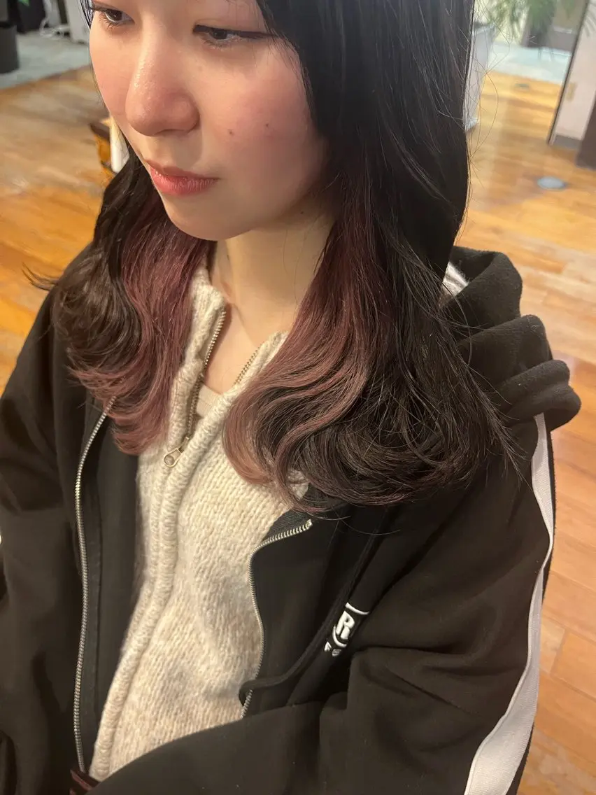 カラー NAGONSTYLE 田村　莉生のヘアスタイル