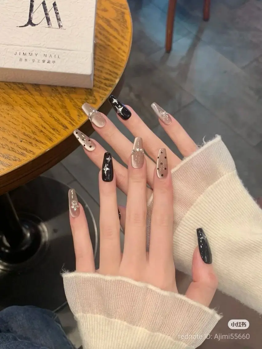 ネイル アートネイル ジェルネイル 韓国ネイル ニュアンスネイル シンプルネイル ハンドネイル ハンドケア Anna Melia Nailのネイルデザイン