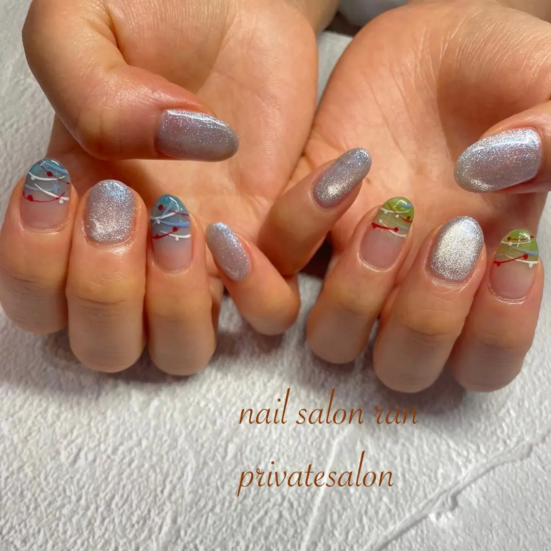 ネイル ブルー キラキラネイル マグネットネイル ヨーヨーネイル ハンドネイル ハンドケア nailsalon ranのネイルデザイン