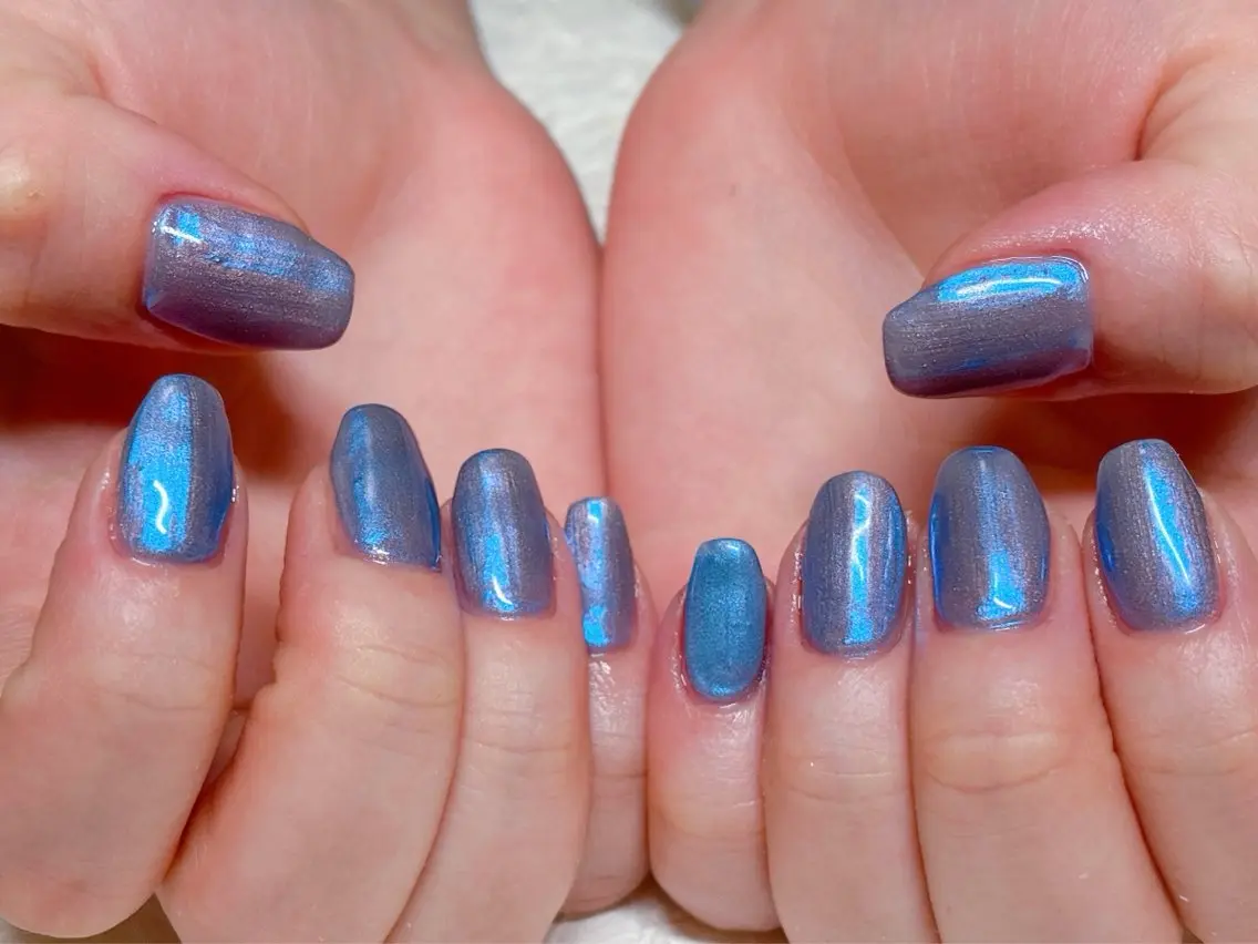ネイル アートネイル オーロラネイル ブルー チークネイル フラッシュネイル ハンドネイル ハンドケア 💫ゆか_ Nailartistのネイルデザイン