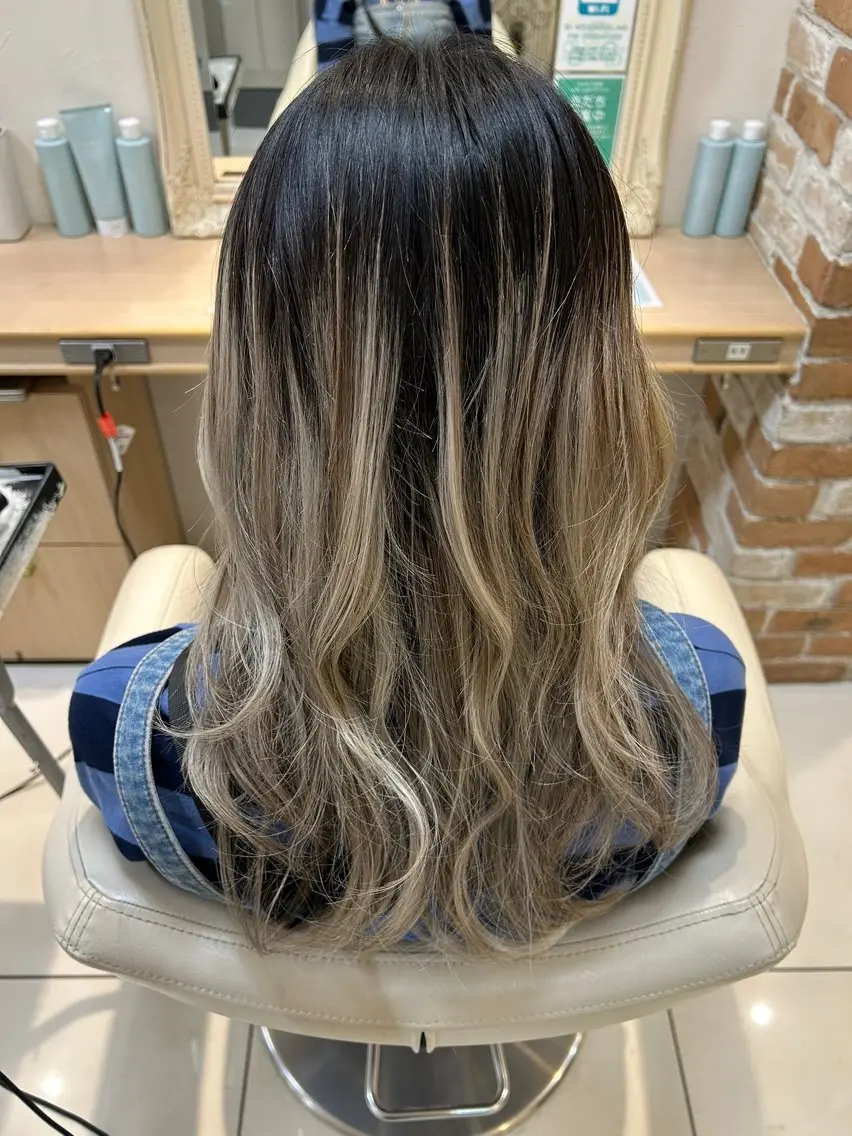 ロング ヘアアレンジ 韓国風ヘア 小筆 直也のヘアスタイル